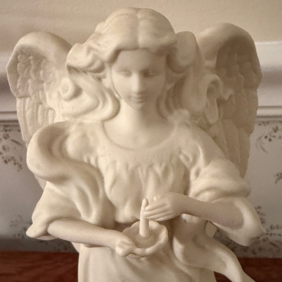 PartyLite bisque porcelain “Angel of Light” candle holder. - Picture 2 of 7